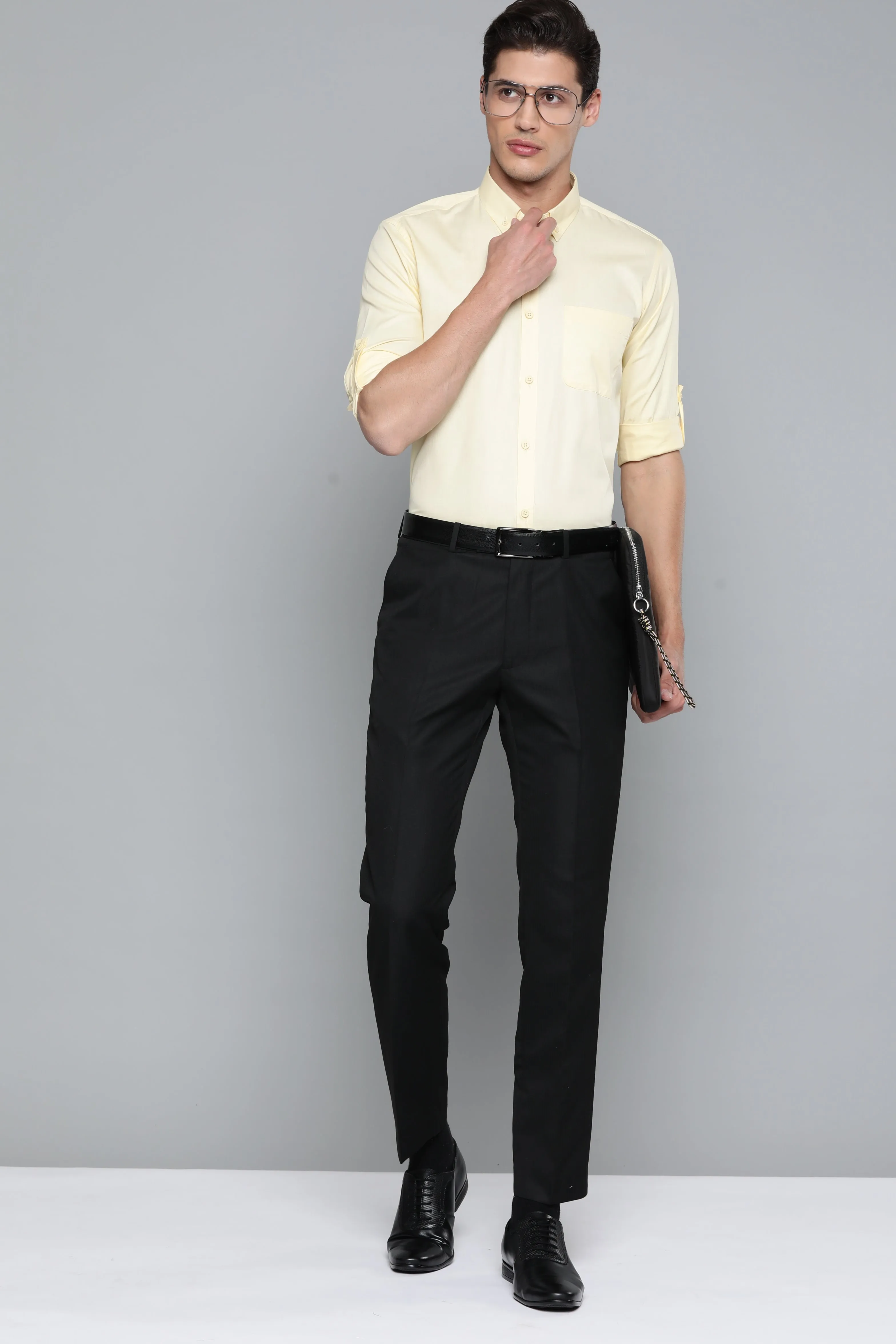 Men Yellow Smart Slim Fit Bio-Engineered Quick-Dry Odour-Free Formal Shirt